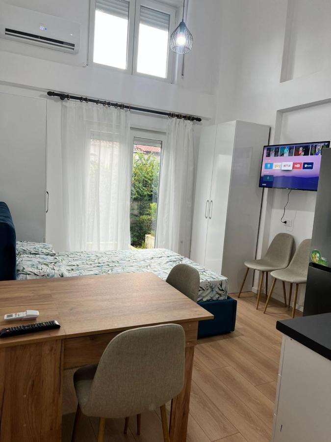 Atrium Apartment Tirana Buitenkant foto