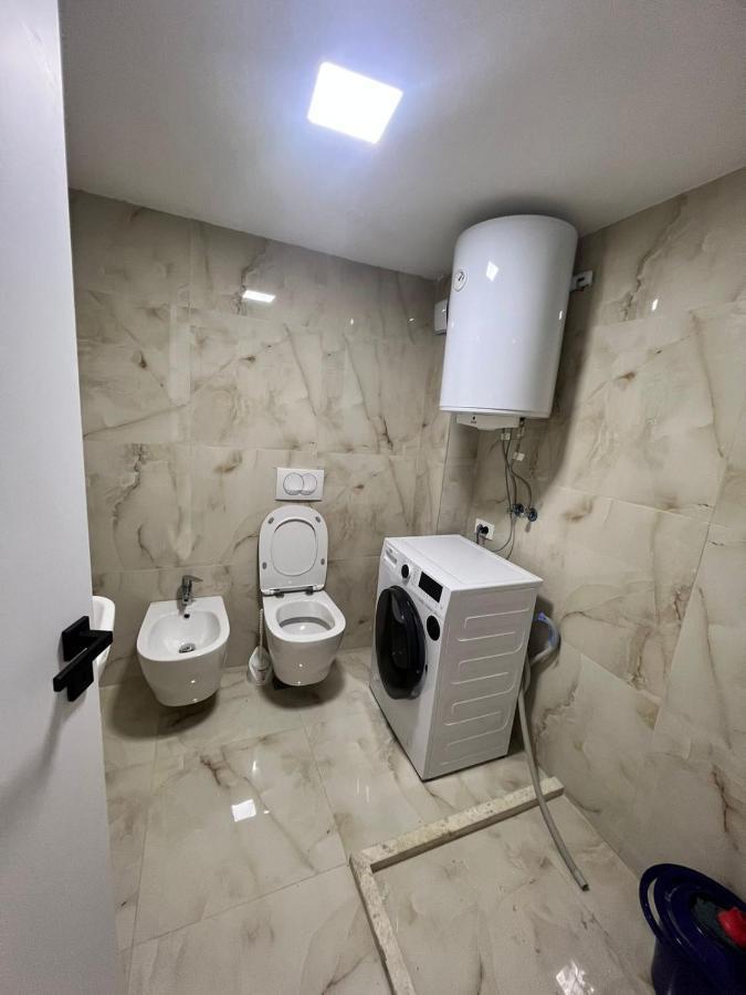 Atrium Apartment Tirana Buitenkant foto